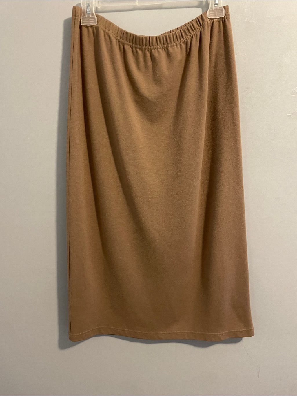 Nuggles Women’s Tan Pull-On Midi Skirt
